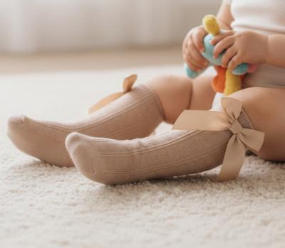 STS141-Be  Beige Adorable Heart Knee Socks Bow  (0-24 months)