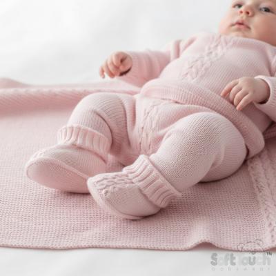 STS440-P  Pink Chain Knit Booties  (newborn +)