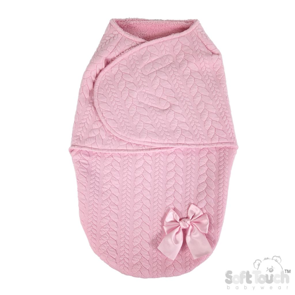 Soft Touch  5023797314377 STSW120-P Pink Cable bow Swaddle Wrap (0-3 months)