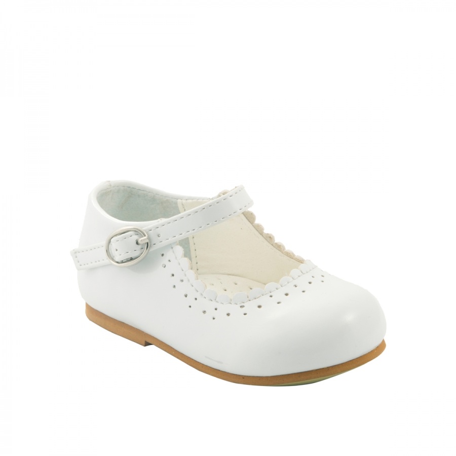 Sevva   SVEmma White Shoes (2- 8)