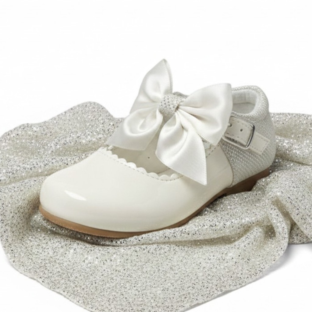 Sevva  * SVKristy-W White Mary Jane Shoe with Bow (4 Infant - 2 Adult)