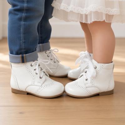 SVQuinnW  Boots White - Satin and Waxed Laces  (4-12)