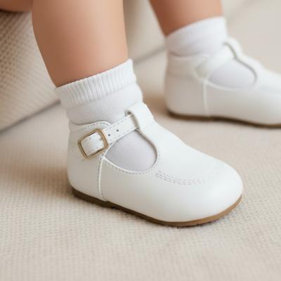 SVTeddyW  Teddy Shoes White  (2-8)