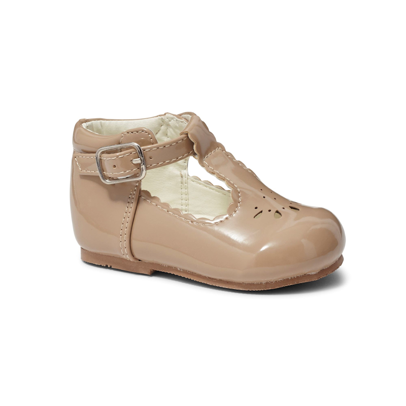 Sevva  * SVTia Camel Shoes (2-6)