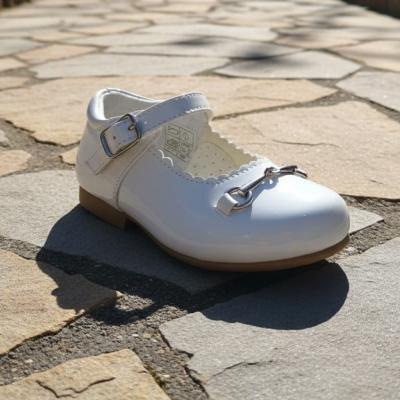SVWilla-W  White Shoes  (4 - Ad2 Choose)