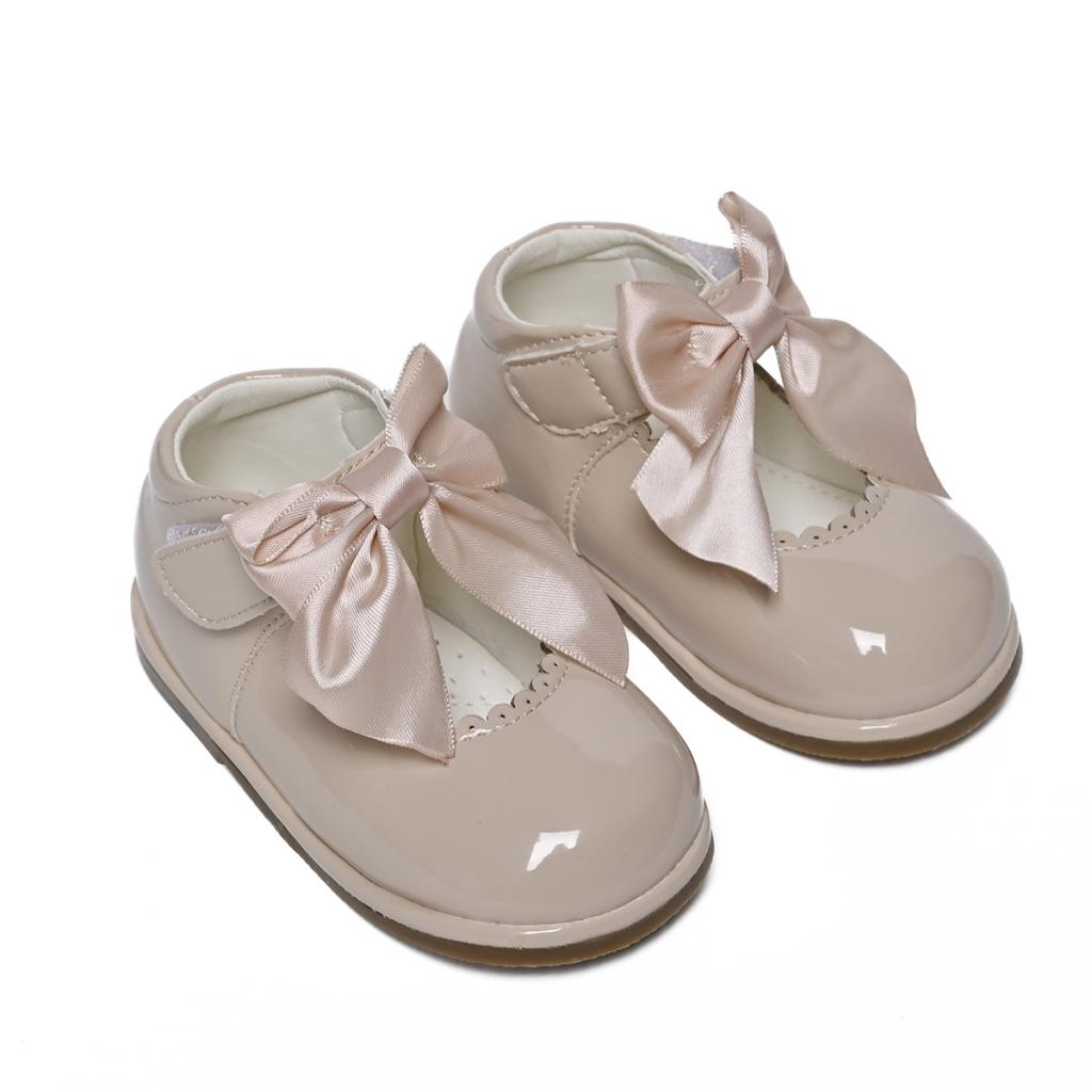 Tia London  * TL2021-Be Beige Shoe with Bow (3-10)