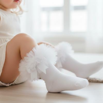 TT44B880W  White "Bow" Tutu Socks  (0-5.5)