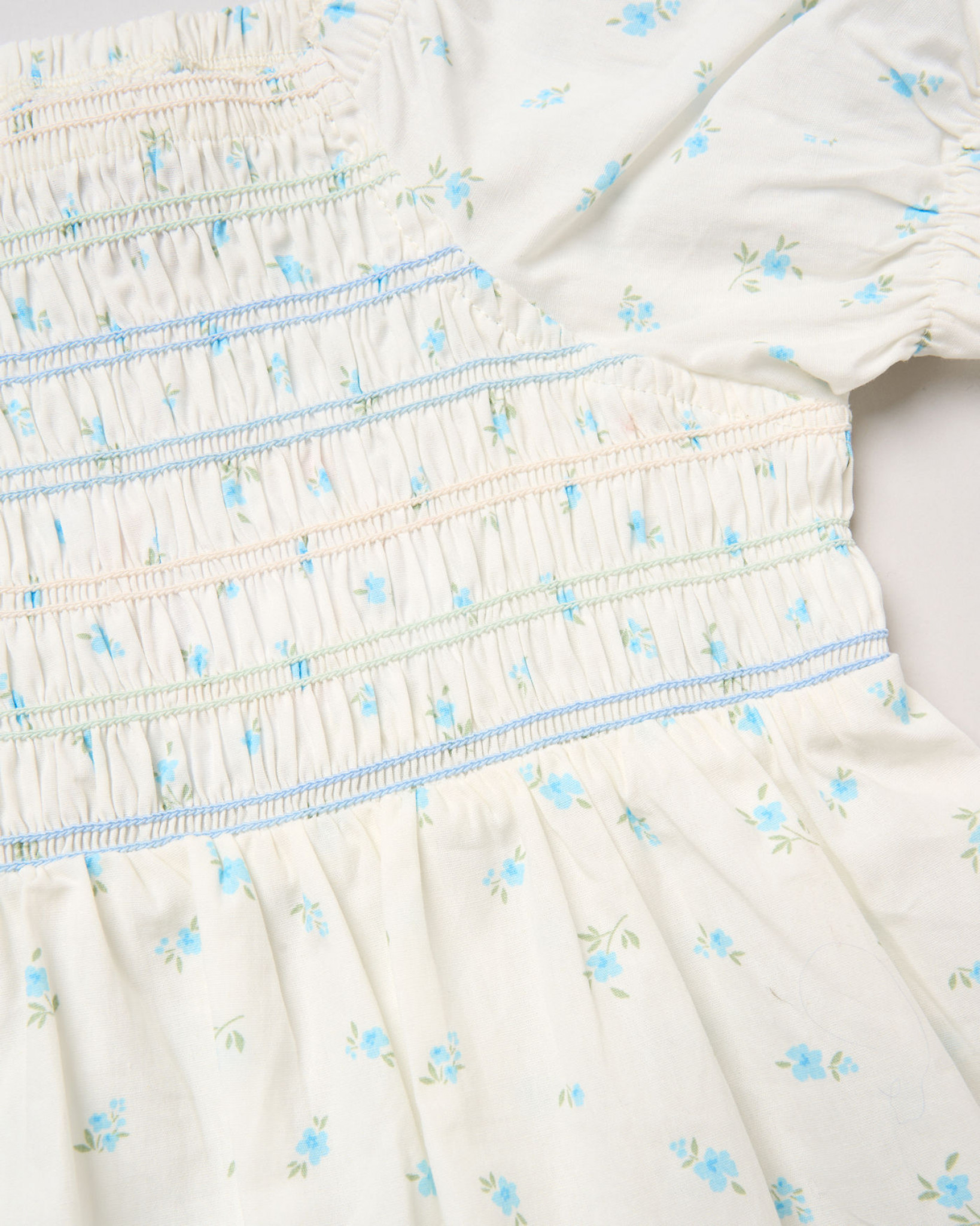 Willow & Whistle H14294  TOD * WWH14294 Floral Shirred Dress and scrunchie(2-4 years)